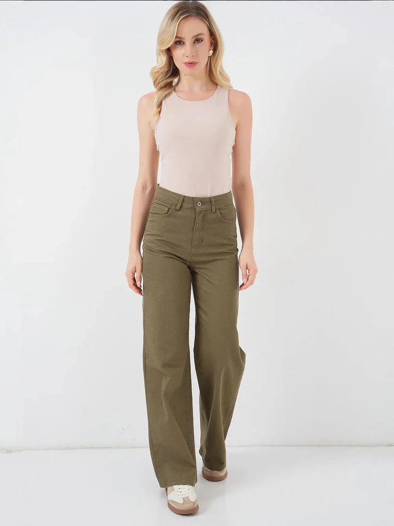 بيغ دارت بودي سوت بدون أكمام بياقة دائرية مع إغلاق كباسين